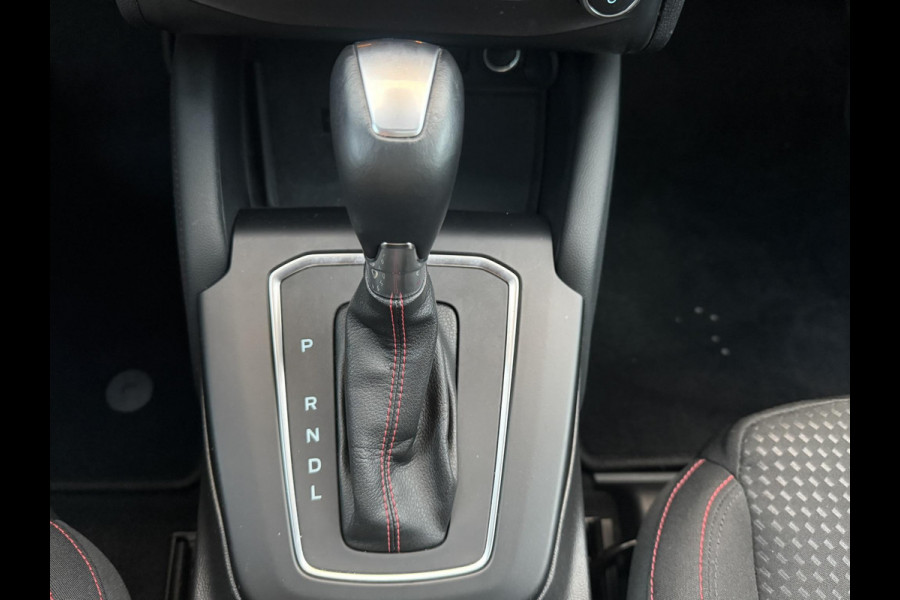 Ford FOCUS Wagon 1.0 EcoBoost Hybrid ST Line X 155pk | Trekhaak afneembaar | Panoramadak | Bang&Olufsen | Adaptive cruise control | Winter Pack | All season banden | Camera