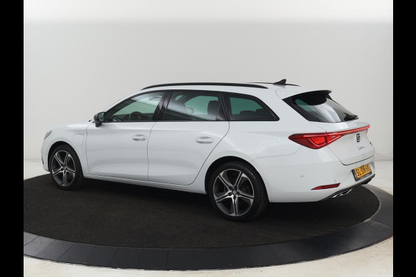 Seat Leon 1.4 TSI eHybrid PHEV FR | Stoelverwarming | Adaptive cruise | Camera | Carplay | Stuurverwarming | 18'' | Navigatie | Park Assist | Keyless | Sportstoelen | Plug In