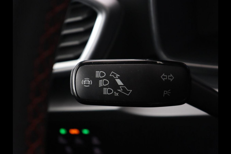 Seat Leon 1.4 TSI eHybrid PHEV FR | Stoelverwarming | Adaptive cruise | Camera | Carplay | Stuurverwarming | 18'' | Navigatie | Park Assist | Keyless | Sportstoelen | Plug In