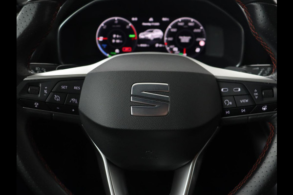 Seat Leon 1.4 TSI eHybrid PHEV FR | Stoelverwarming | Adaptive cruise | Camera | Carplay | Stuurverwarming | 18'' | Navigatie | Park Assist | Keyless | Sportstoelen | Plug In