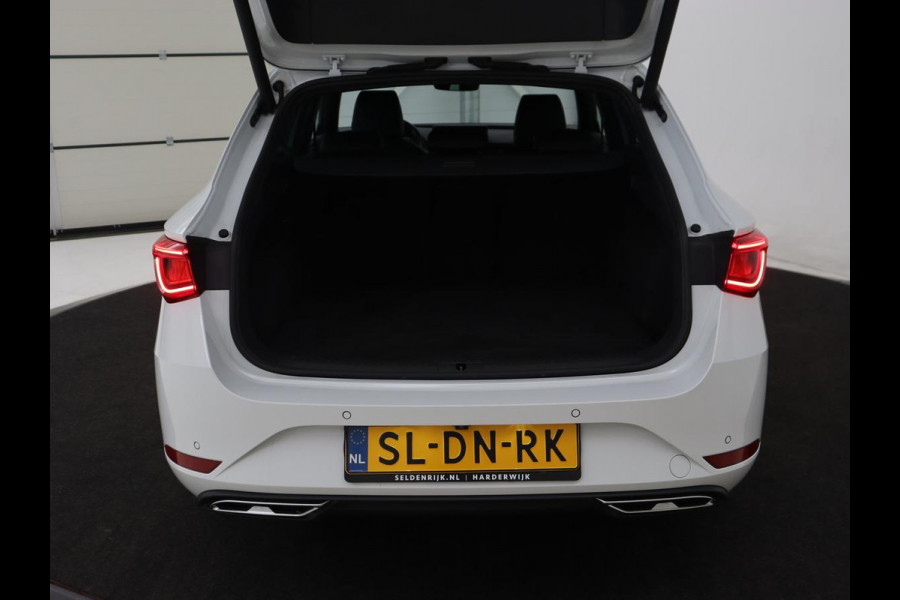 Seat Leon 1.4 TSI eHybrid PHEV FR | Stoelverwarming | Adaptive cruise | Camera | Carplay | Stuurverwarming | 18'' | Navigatie | Park Assist | Keyless | Sportstoelen | Plug In