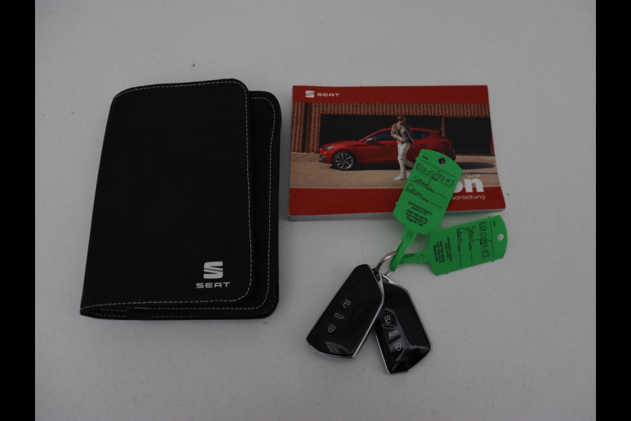 Seat Leon 1.4 TSI eHybrid PHEV FR | Stoelverwarming | Adaptive cruise | Camera | Carplay | Stuurverwarming | 18'' | Navigatie | Park Assist | Keyless | Sportstoelen | Plug In