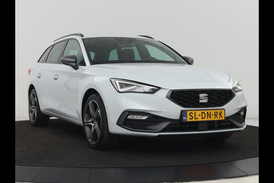 Seat Leon 1.4 TSI eHybrid PHEV FR | Stoelverwarming | Adaptive cruise | Camera | Carplay | Stuurverwarming | 18'' | Navigatie | Park Assist | Keyless | Sportstoelen | Plug In