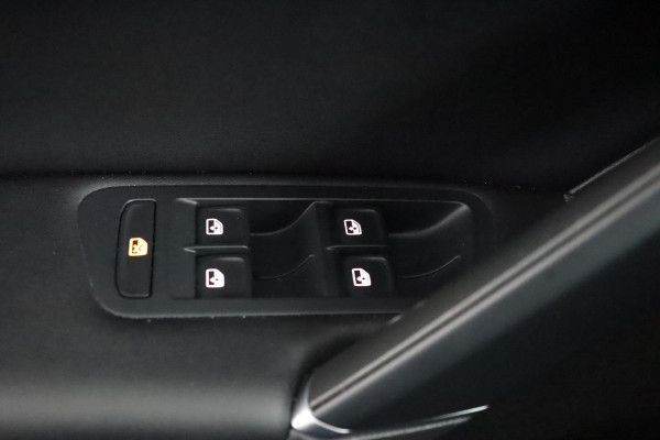 Volkswagen GOLF Variant 1.5 TSI Comfortline Business|Pano|LED|Stoelverwarming
