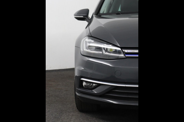 Volkswagen GOLF Variant 1.5 TSI Comfortline Business|Pano|LED|Stoelverwarming