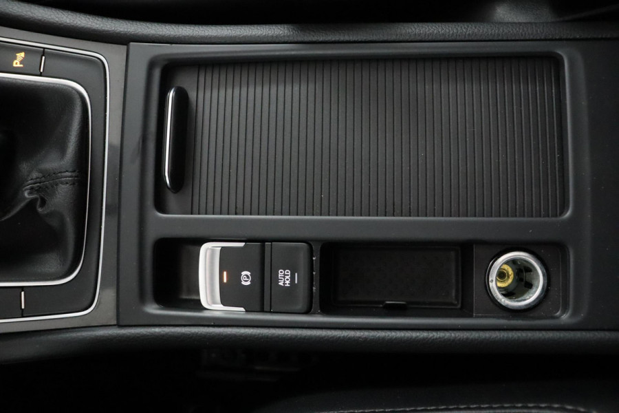 Volkswagen GOLF Variant 1.5 TSI Comfortline Business|Pano|LED|Stoelverwarming