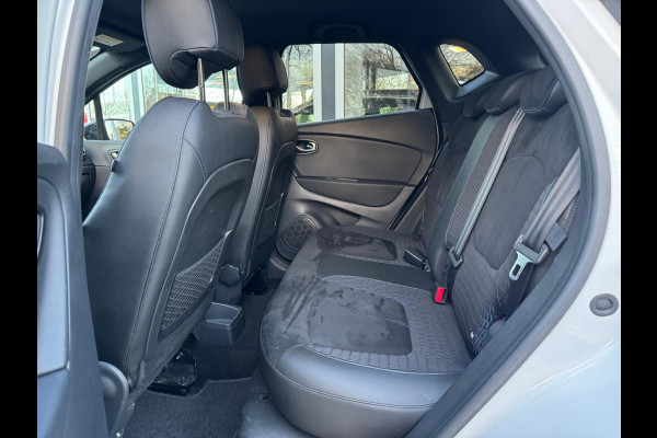 Renault Captur TCe 150 EDC Version S Trekhaak / Alcantara bekleding / Navi / P-sensor + camera / Full LED