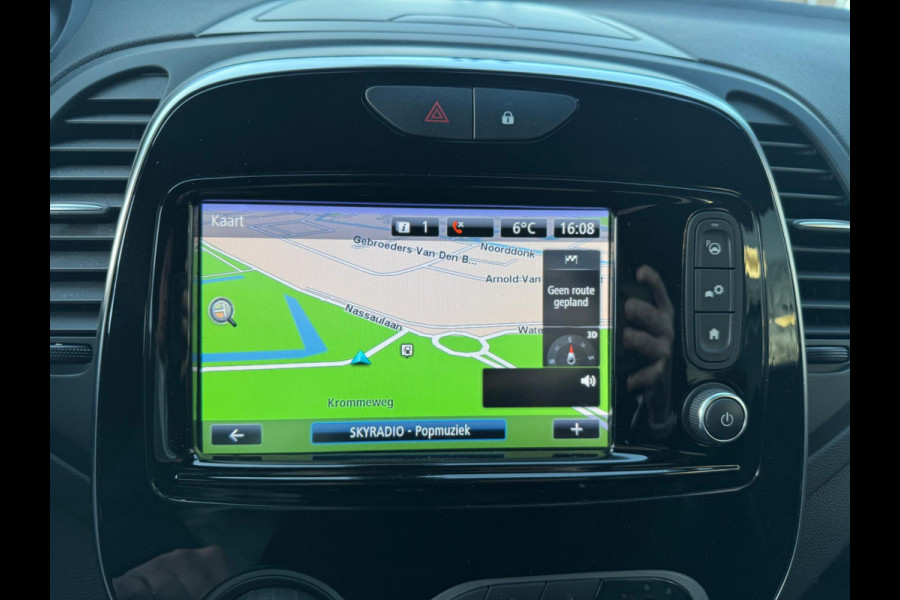 Renault Captur TCe 150 EDC Version S Trekhaak / Alcantara bekleding / Navi / P-sensor + camera / Full LED