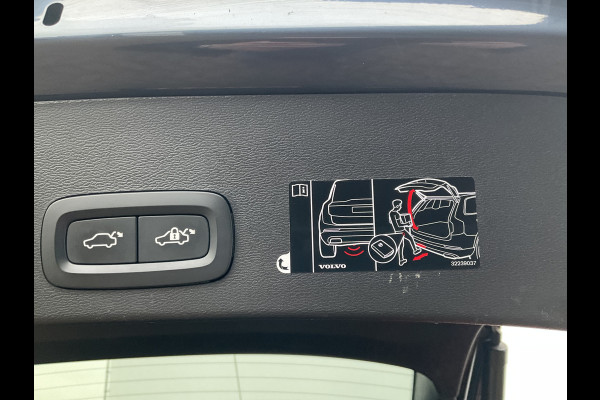 Volvo XC40 1.5 T5 262pk Recharge Inscription Pano.dak Leer HK Camera Stoel.Stuurverw. PHEV
