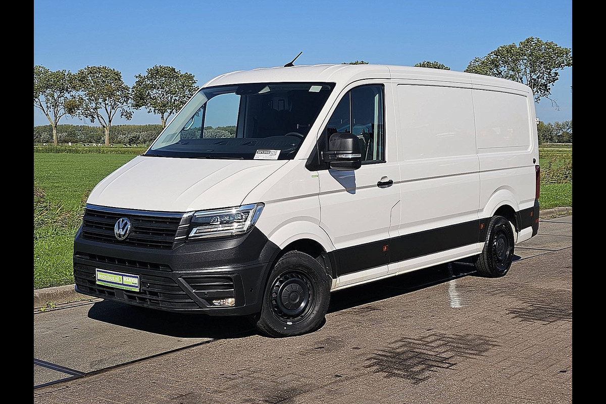 Volkswagen Crafter 35 2.0 TDI L3H2 LED Navi Standkachel Trekhaak PDC Cruise Stoelverwarming Apple Carplay Euro6 140 PK!