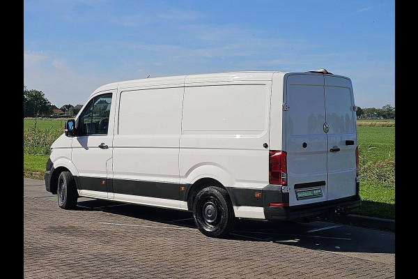 Volkswagen Crafter 35 2.0 TDI L3H2 LED Navi Standkachel Trekhaak PDC Cruise Stoelverwarming Apple Carplay Euro6 140 PK!