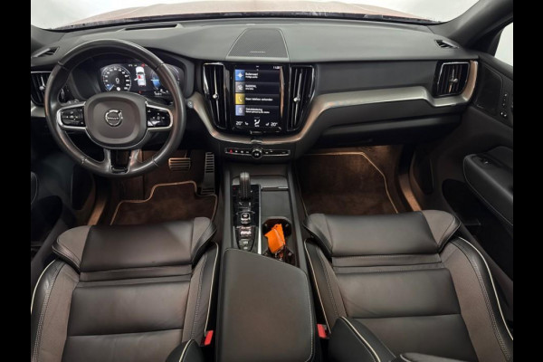 Volvo XC60 2.0 Recharge T6 AWD R-Design Pano H/K HUD Trekh.