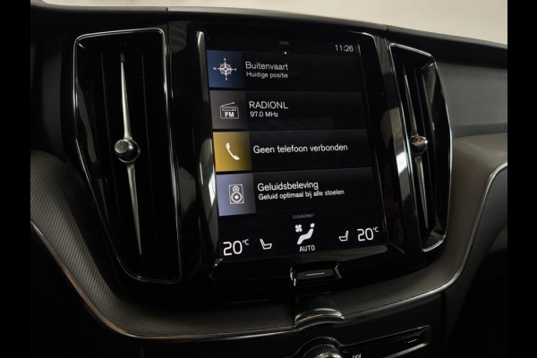 Volvo XC60 2.0 Recharge T6 AWD R-Design Pano H/K HUD Trekh.