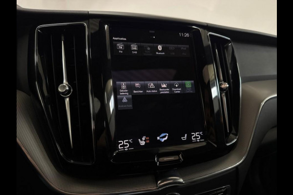 Volvo XC60 2.0 Recharge T6 AWD R-Design Pano H/K HUD Trekh.