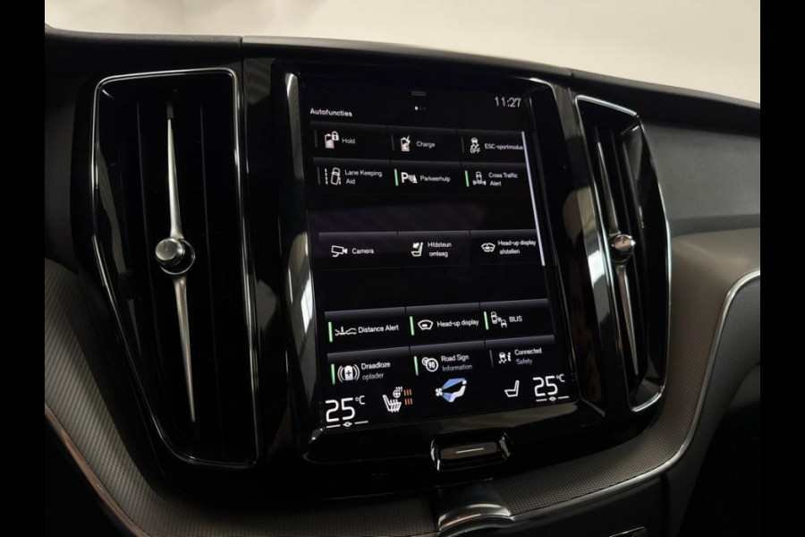 Volvo XC60 2.0 Recharge T6 AWD R-Design Pano H/K HUD Trekh.