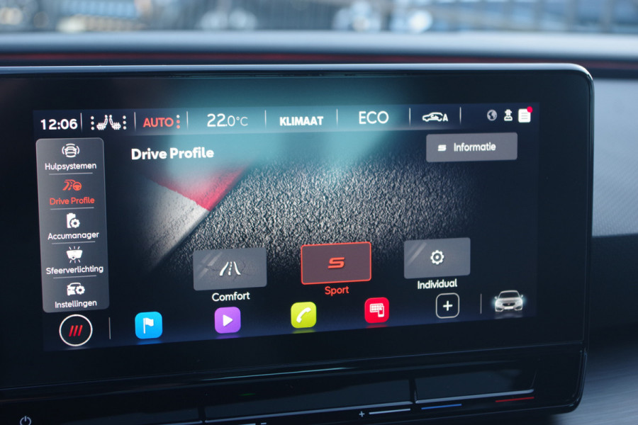 CUPRA Leon 1.4 e-Hybrid 204 PK Performance PHEV, Panoramadak, Kuipstoelen, Adap. Cruise Control