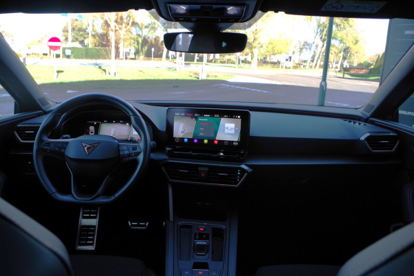 CUPRA Leon 1.4 e-Hybrid 204 PK Performance PHEV, Panoramadak, Kuipstoelen, Adap. Cruise Control