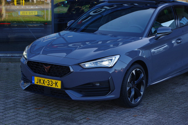 CUPRA Leon 1.4 e-Hybrid 204 PK Performance PHEV, Panoramadak, Kuipstoelen, Adap. Cruise Control