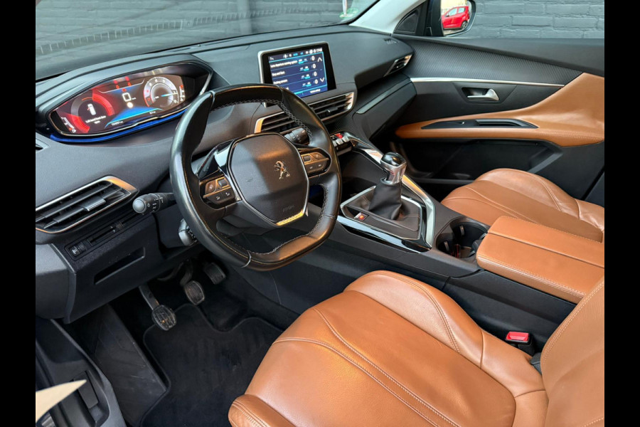 Peugeot 5008 1.2 PureTech Blue Lease Executive 7P| CARPLAY | PDC | LEDER |TREKHAAK | AIRCO | NWE APK