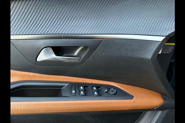 Peugeot 5008 1.2 PureTech Blue Lease Executive 7P| CARPLAY | PDC | LEDER |TREKHAAK | AIRCO | NWE APK