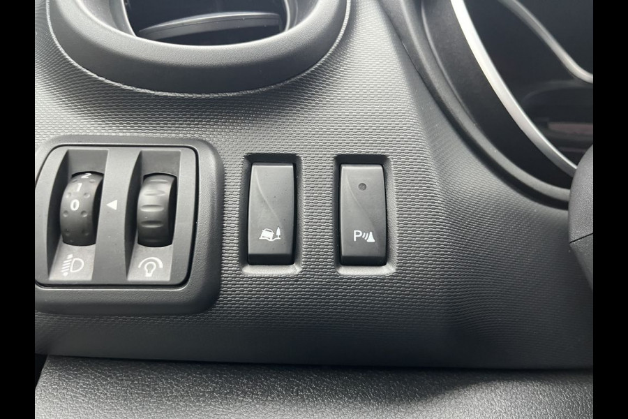 Renault Trafic 1.6 dCi E6 Comfort R-link 3p BPM Vrij! Lease €296 p/m, Airco, Navi, PDC, Cruise controle, Onderhoudshistorie aanwezig