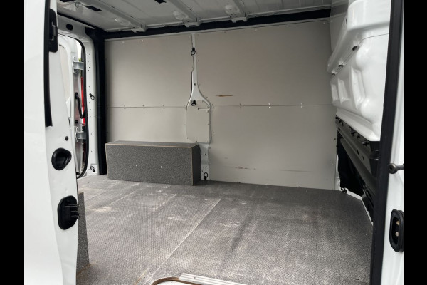 Renault Trafic 1.6 dCi E6 Comfort R-link 3p BPM Vrij! Lease €296 p/m, Airco, Navi, PDC, Cruise controle, Onderhoudshistorie aanwezig