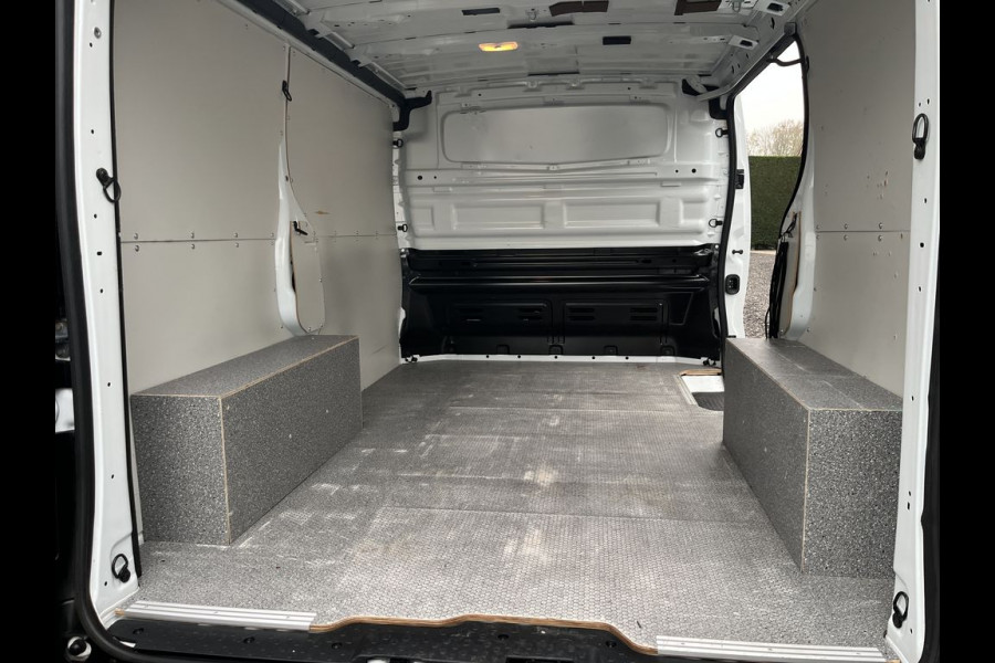 Renault Trafic 1.6 dCi E6 Comfort R-link 3p BPM Vrij! Lease €296 p/m, Airco, Navi, PDC, Cruise controle, Onderhoudshistorie aanwezig