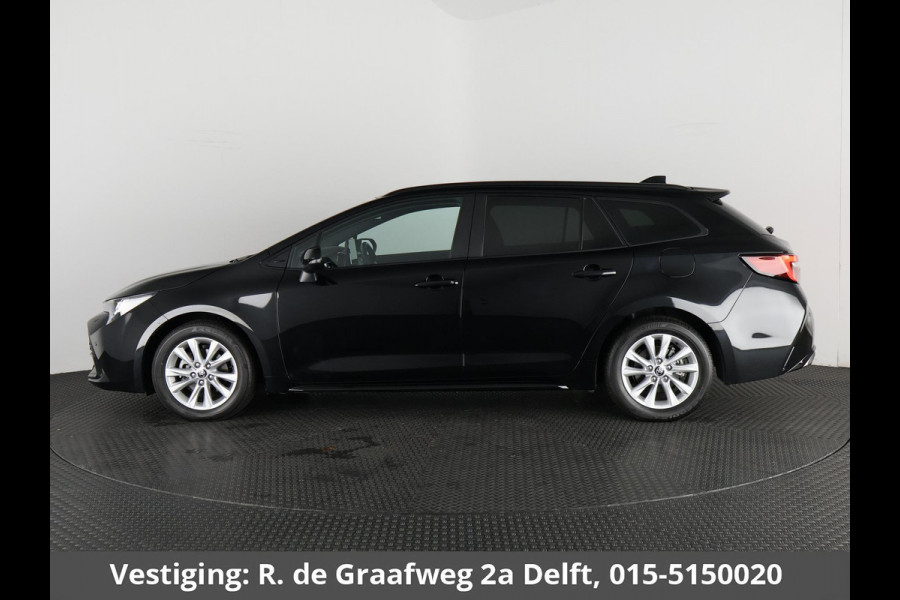 Toyota Corolla Touring Sports Hybrid 140 Business Luxury | Stuur- & Stoelverwarming | Parkeersensoren | Navigatie | Apple Carplay & AndroidAUTO |