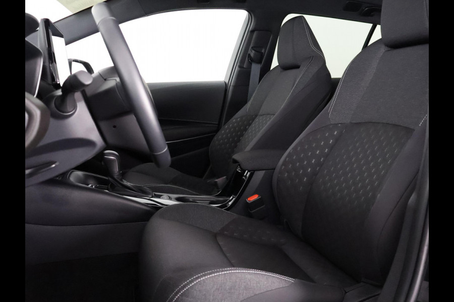 Toyota Corolla Touring Sports Hybrid 140 Business Luxury | Stuur- & Stoelverwarming | Parkeersensoren | Navigatie | Apple Carplay & AndroidAUTO |