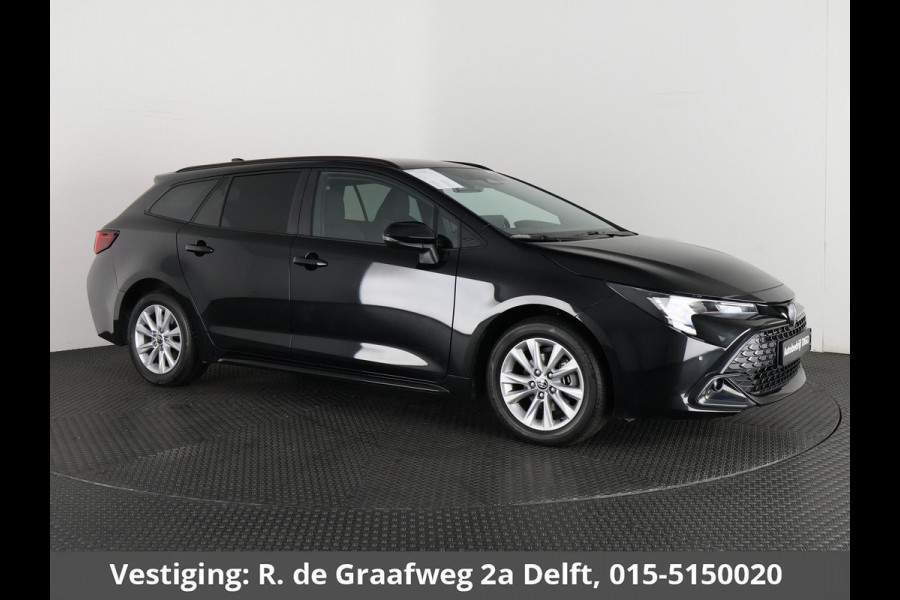 Toyota Corolla Touring Sports Hybrid 140 Business Luxury | Stuur- & Stoelverwarming | Parkeersensoren | Navigatie | Apple Carplay & AndroidAUTO |