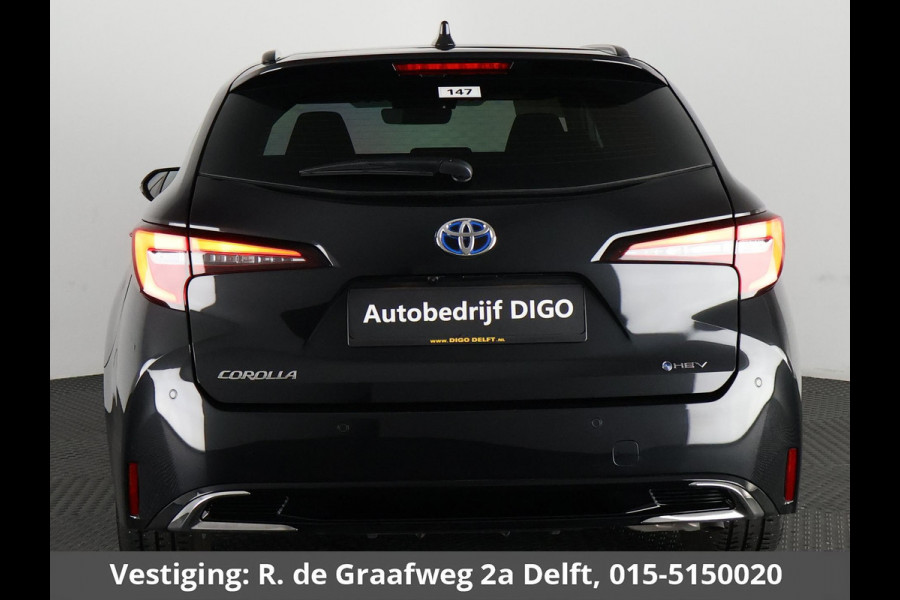 Toyota Corolla Touring Sports Hybrid 140 Business Luxury | Stuur- & Stoelverwarming | Parkeersensoren | Navigatie | Apple Carplay & AndroidAUTO |
