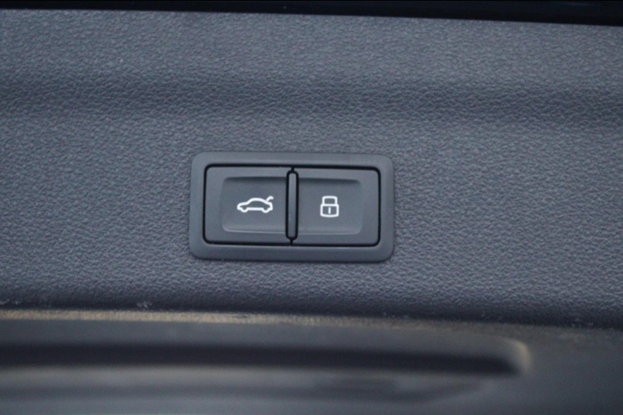 Audi A6 Avant RS 6 TFSI quattro/Keramische/Pano/B&O/Head-up/Carbon