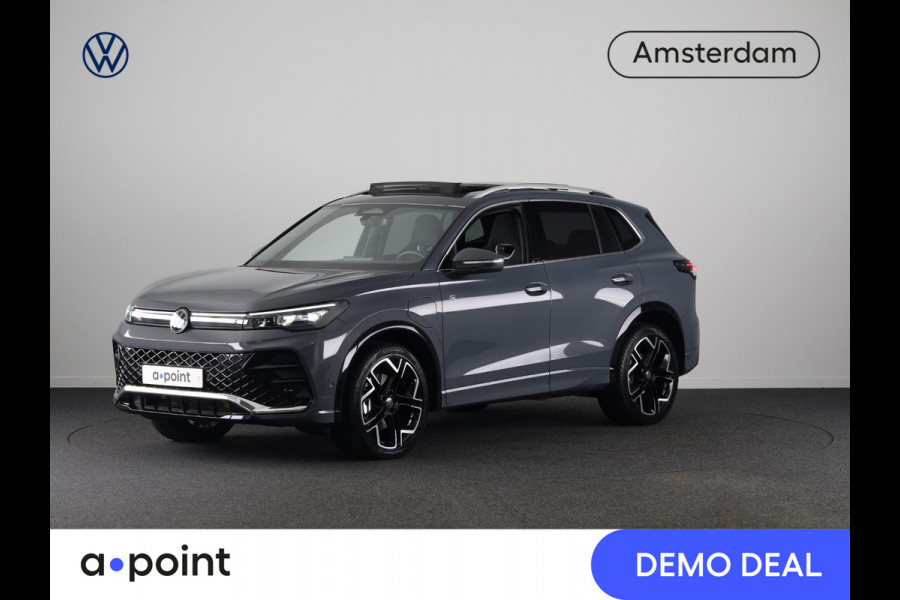 Volkswagen Tiguan 1.5 eHybrid R-Line Edition 204 PK PHEV | Panorama dak | Comfort pakket | Navigatie | Parkeer camera |
