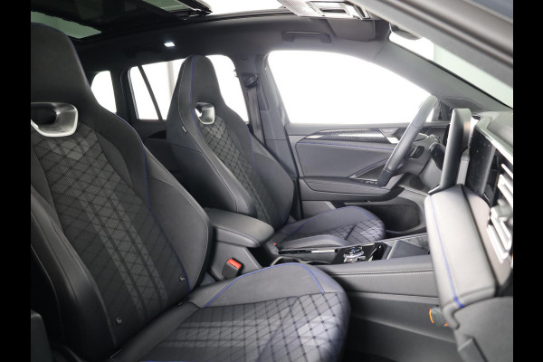 Volkswagen Tiguan 1.5 eHybrid R-Line Edition 204 PK PHEV | Panorama dak | Comfort pakket | Navigatie | Parkeer camera |