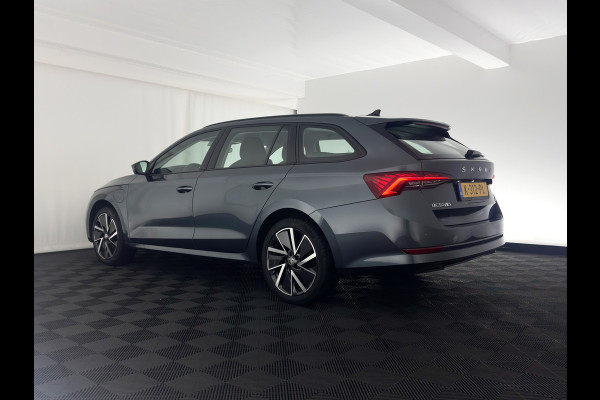 Škoda Octavia Combi 1.4 TSI iV PHEV Business Edition ( Plug-In ) (INCL-BTW) *FULL-LED | DIGI-COCKPIT | NAVI-FULLMAP | SPORT-SEATS | KEYLESS | ECC | PDC | CARPLAY | SHIFT-PADDLES | CRUISE | 18''ALU*