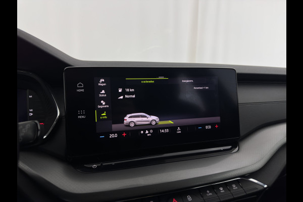 Škoda Octavia Combi 1.4 TSI iV PHEV Business Edition ( Plug-In ) (INCL-BTW) *FULL-LED | DIGI-COCKPIT | NAVI-FULLMAP | SPORT-SEATS | KEYLESS | ECC | PDC | CARPLAY | SHIFT-PADDLES | CRUISE | 18''ALU*