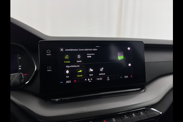 Škoda Octavia Combi 1.4 TSI iV PHEV Business Edition ( Plug-In ) (INCL-BTW) *FULL-LED | DIGI-COCKPIT | NAVI-FULLMAP | SPORT-SEATS | KEYLESS | ECC | PDC | CARPLAY | SHIFT-PADDLES | CRUISE | 18''ALU*