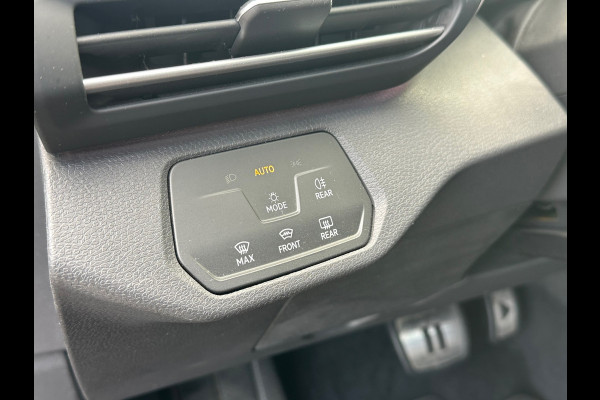 Volkswagen ID.4 First 77 kWh SOH 90%/Adaptive / Camera