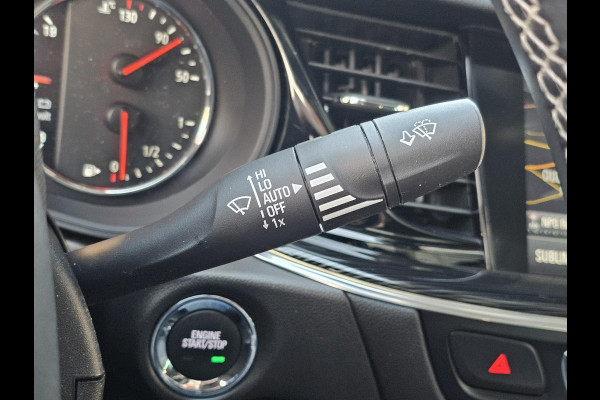 Opel Insignia Grand Sport 1.5 Turbo Innovation Leder | Stuurwielverwarming | verwarmde stoelen v + a | afneembare trekhaak | Panoramadak | Zeer luxe uitvoering! Etc.