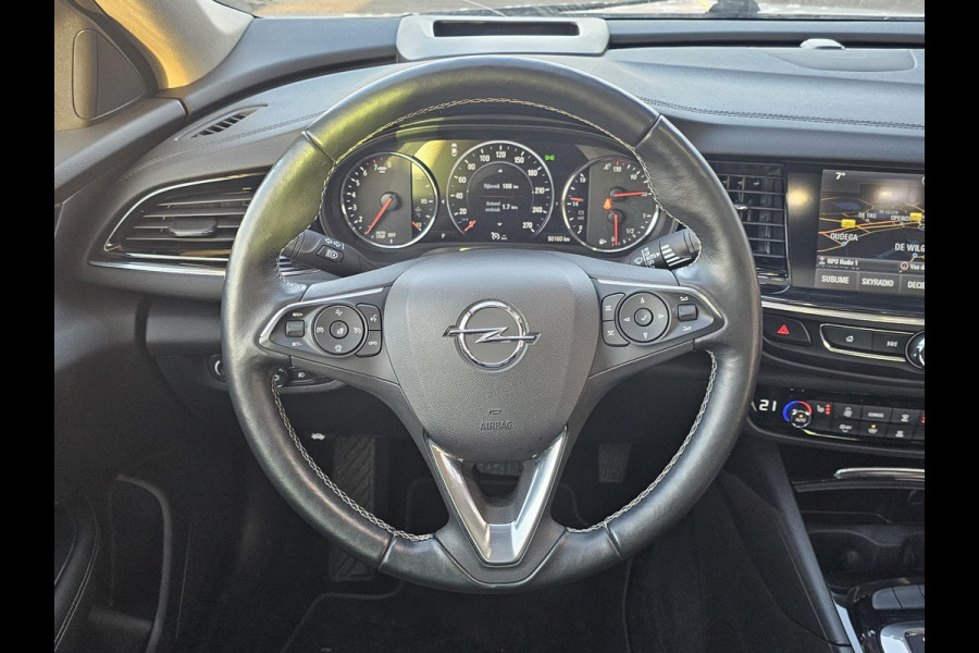Opel Insignia Grand Sport 1.5 Turbo Innovation Leder | Stuurwielverwarming | verwarmde stoelen v + a | afneembare trekhaak | Panoramadak | Zeer luxe uitvoering! Etc.