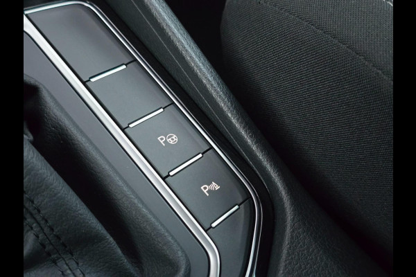 Volkswagen Golf Sportsvan 1.5 TSI ACT Highline Edition Pano/Cruise/Stoel-en Stuurverwarming/Navi/