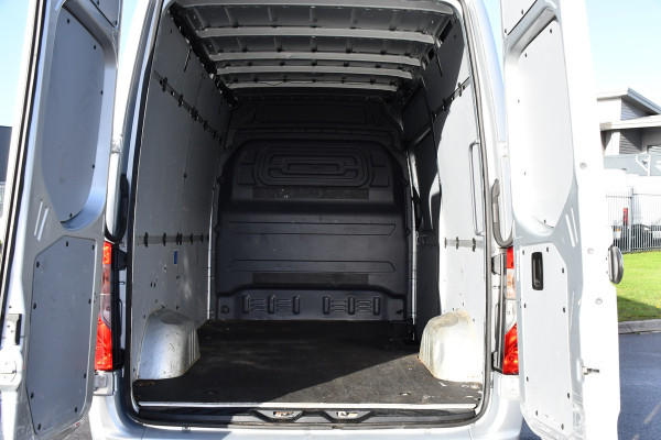 Mercedes-Benz Sprinter 315 1.9 CDI L2H2 RWD PB Edition Camera, Carplay, Dodehoek, 150pk, Automaat, Multimedia, Sensoren, Uniek!