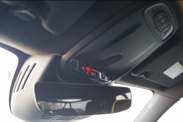 Volvo XC40 1.5 T3 163pk Automaat R-Design -NAVI-ECC-CAM-LED-