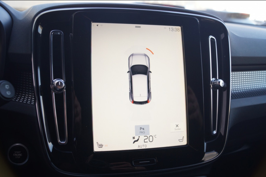 Volvo XC40 1.5 T3 163pk Automaat R-Design -NAVI-ECC-CAM-LED-