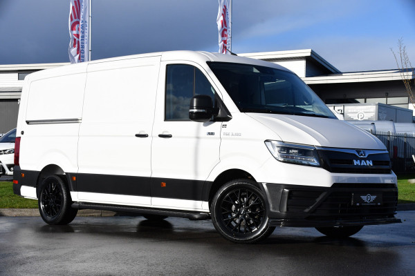 MAN TGE 35 2.0 L3H2 4x4 PB Edition Camera, Carplay, 177pk, LED, Stoelverwarming, Clima, Automaat, Trekhaak, Uniek!