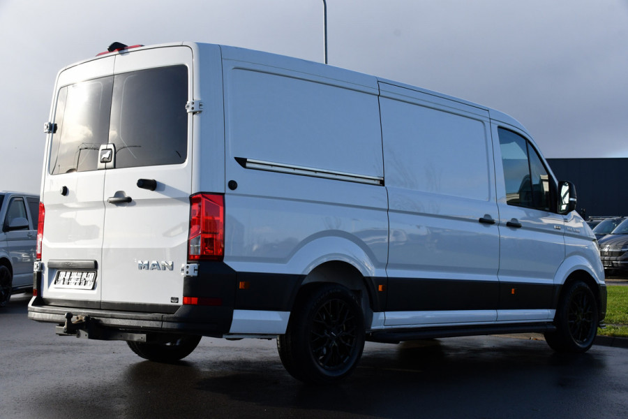 MAN TGE 35 2.0 L3H2 4x4 PB Edition Camera, Carplay, 177pk, LED, Stoelverwarming, Clima, Automaat, Trekhaak, Uniek!