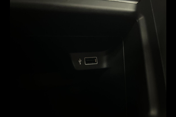 Volkswagen Polo 1.0 TSI DSG | Clima | PDC | Stoelverwarm. |