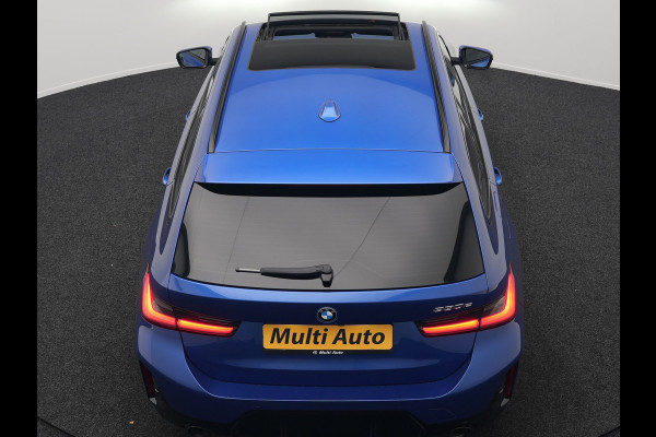 BMW 3 Serie Touring 330e M Sport Pro Plug In Hybrid 292pk Dealer O.H. PHEV | Widescreen Navi | Trekhaak Af Fabriek | Panodak | Adaptive Cruise | Camera |  Alcantara Sportstoelen Memory & Verwarmd | Sfeerverlichting | Apple Carplay | Stuur Verwarmd | Navigatie |