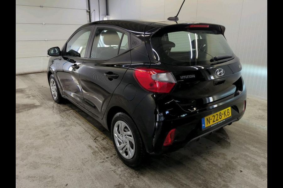 Hyundai i10 1.0 Comfort Smart Airco Navi Carplay Cruise Control Camera Achter Verkeerbord herkenning DAB+ Lane Assist Grootlicht assistent