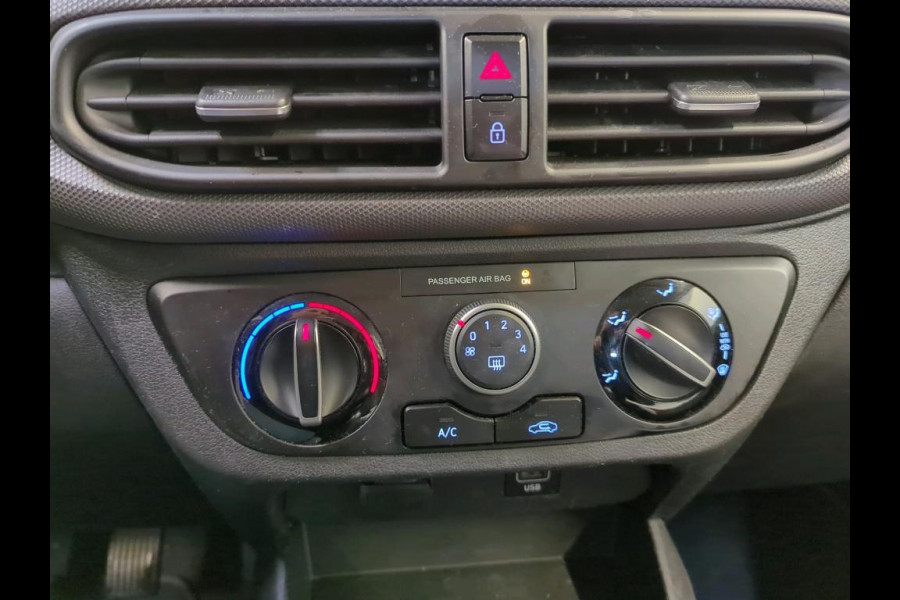 Hyundai i10 1.0 Comfort Smart Airco Navi Carplay Cruise Control Camera Achter Verkeerbord herkenning DAB+ Lane Assist Grootlicht assistent